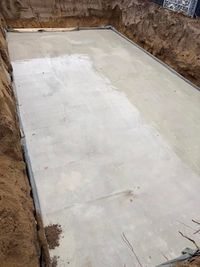 Pool_Beton Platte_300x400